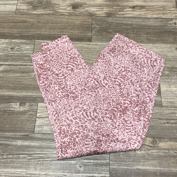 pink cheetah set 💕 - Picture 8 of 8